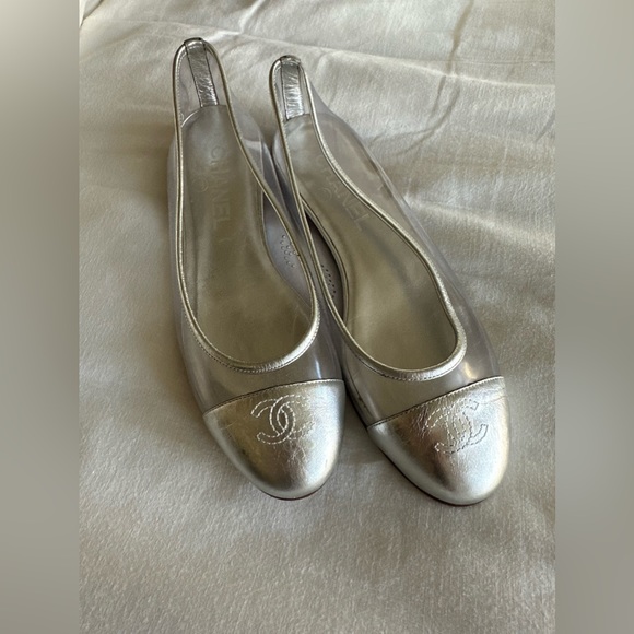 CHANEL Authentic PVC Ballet Flats in silver 35.5 - Picture 2 of 3